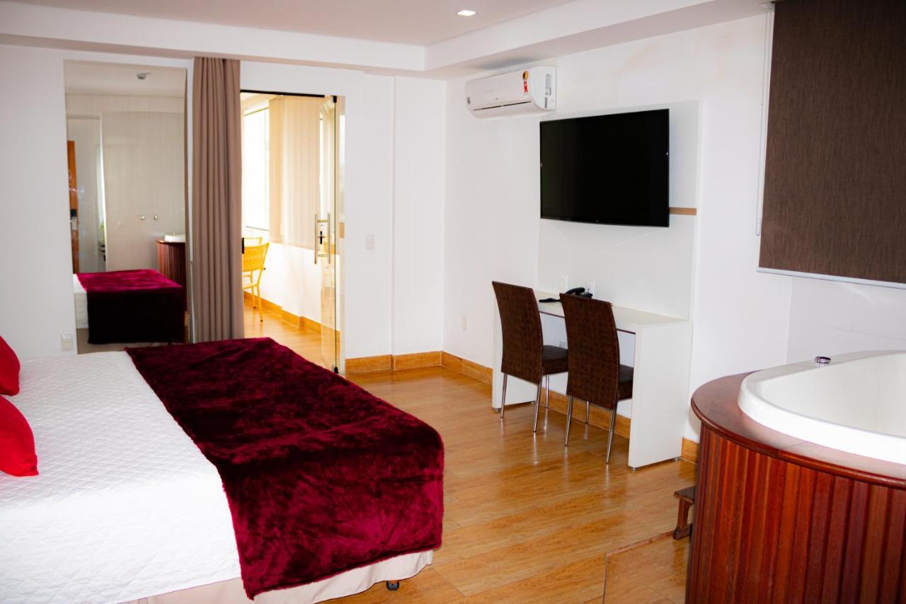 Granlago Hotel Pouso Alegre Bagian luar foto