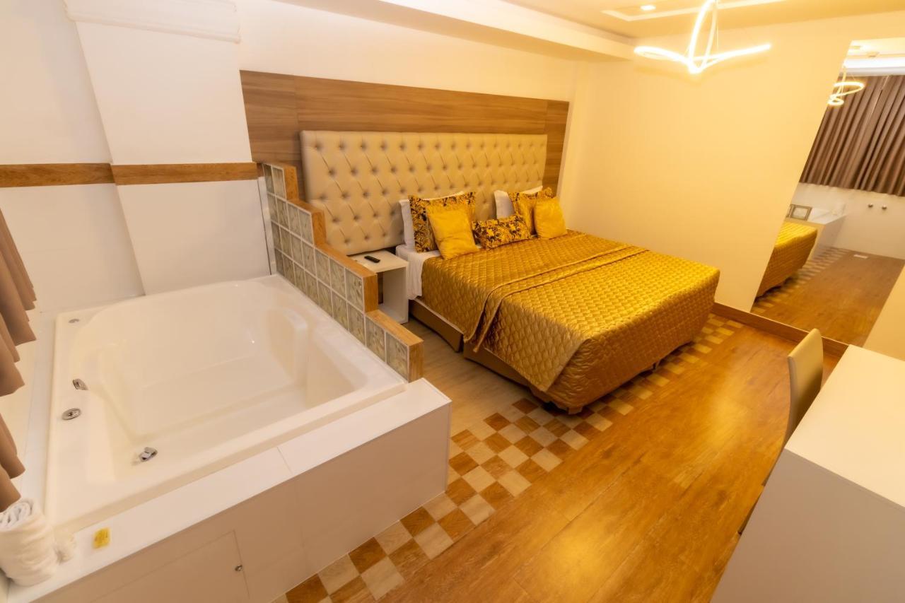 Granlago Hotel Pouso Alegre Bagian luar foto