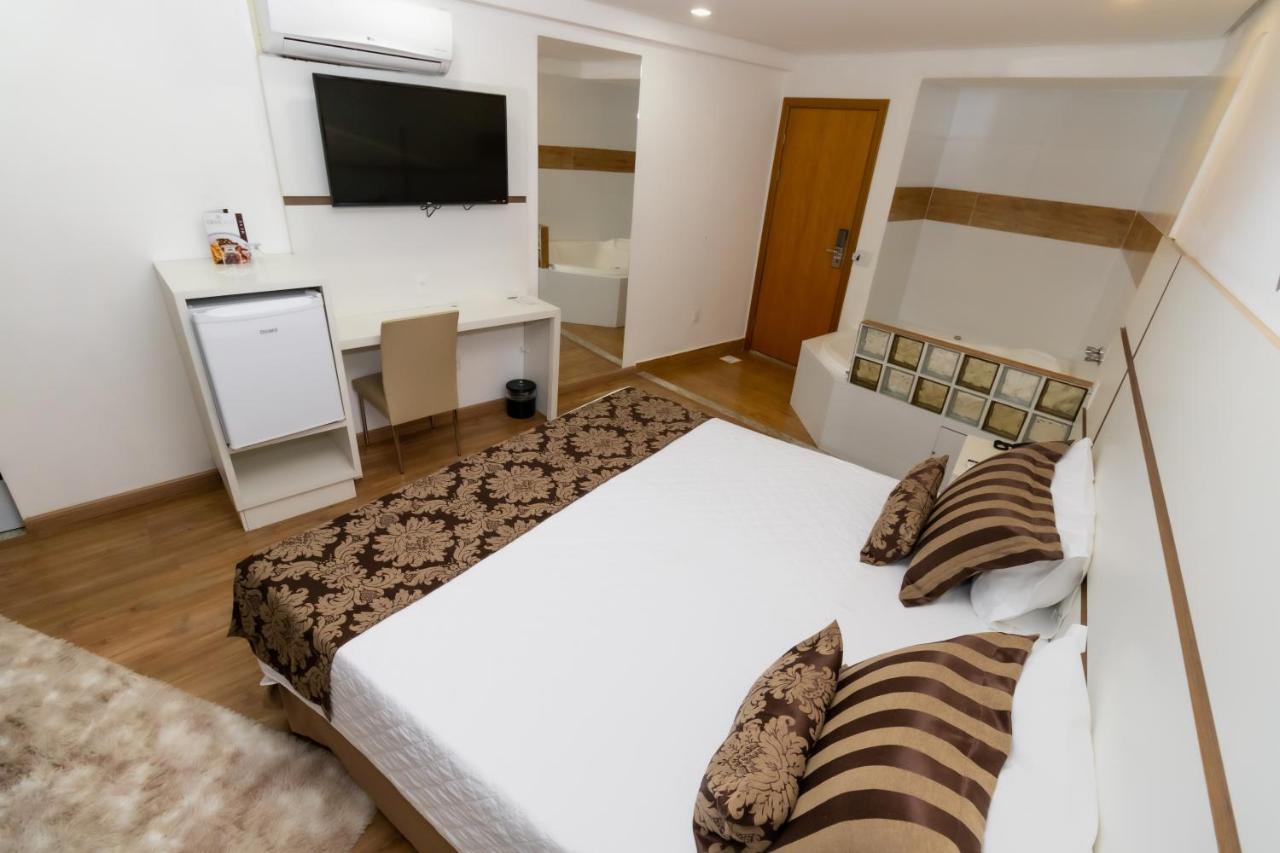 Granlago Hotel Pouso Alegre Bagian luar foto