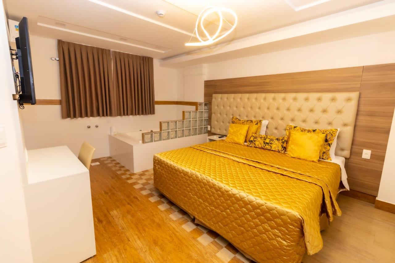 Granlago Hotel Pouso Alegre Bagian luar foto