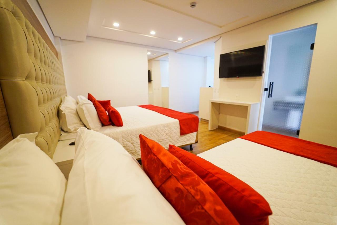 Granlago Hotel Pouso Alegre Bagian luar foto